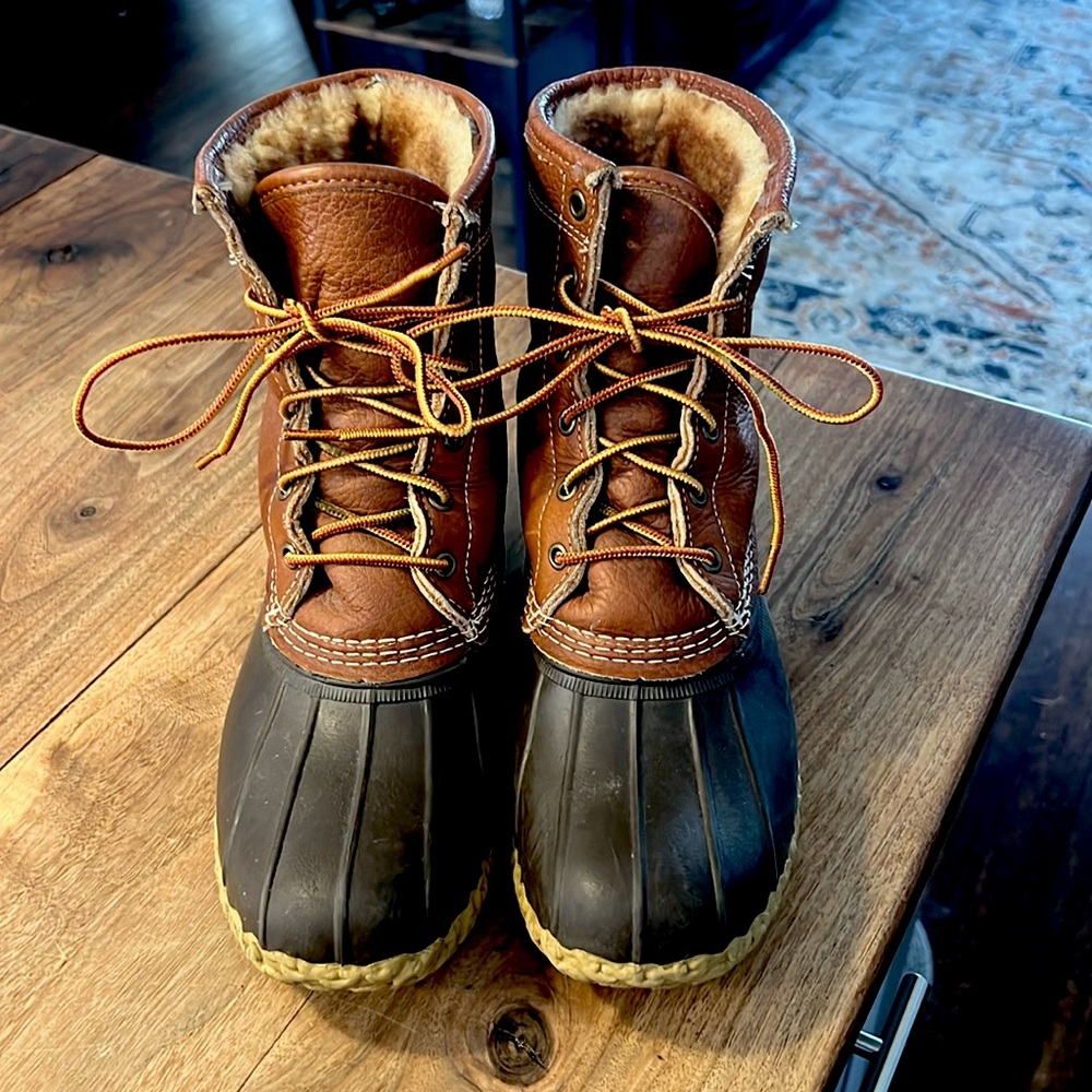 L.L. Bean Insulated Shearling Waterproof Duck Boots Womens 9